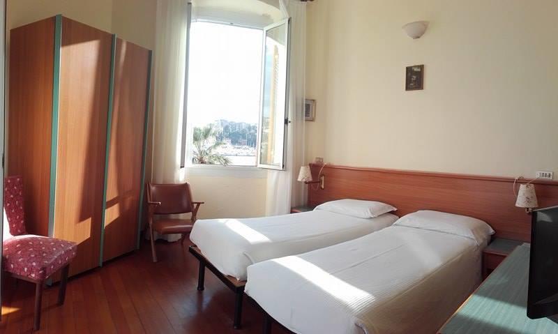 Albergo Bandoni Rapallo Exterior photo